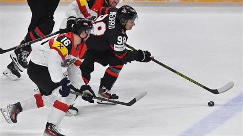 josewelto tavares|Tavares scores in OT, rescues Canada after it blows 6.